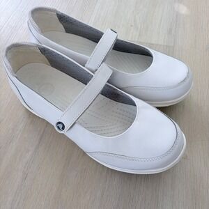 Crocs Alice Mary Jane Flats White Comfort Shoes Womens Size 10
